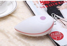 Load image into Gallery viewer, Mini Scalp Massager Comb