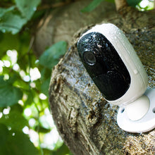 Load image into Gallery viewer, Outdoor Weatherproof Security Camera (Wire-Free & 1080P Full-HD)