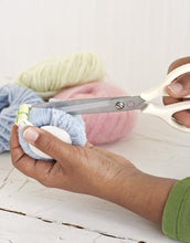 Load image into Gallery viewer, Pompom Maker