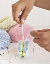 Load image into Gallery viewer, Pompom Maker