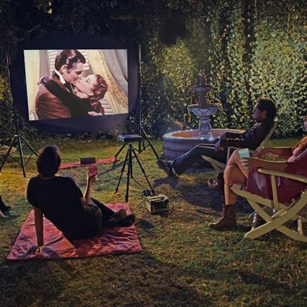 PORTABLE PROJECTION SYSTEM